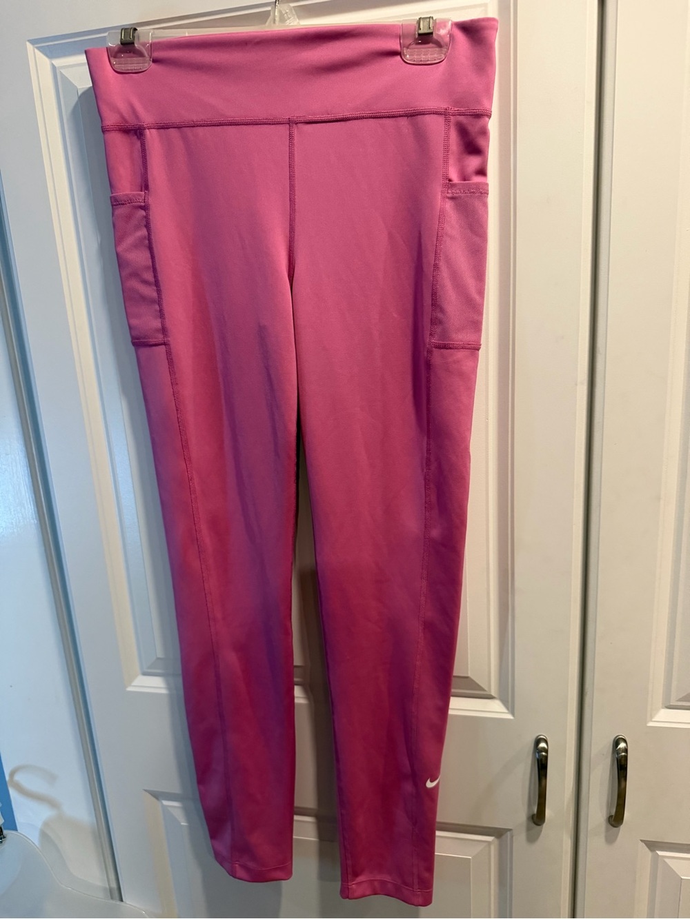 Nike Pink Athletic Leggings with Side Pockets XL